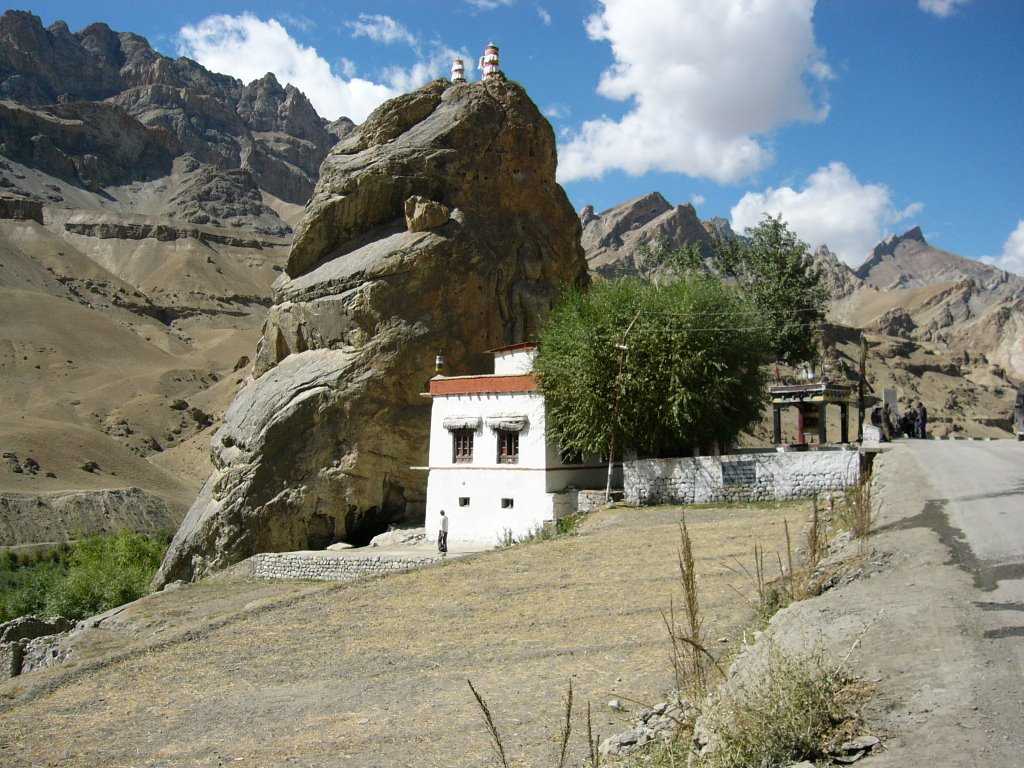 mulbekh-monastery-img